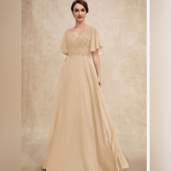 A-line V-Neck Floor-Length Chiffon Lace Mother of the Bride Dress With sequins - Picture 1 of 7